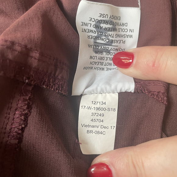 REI Co-Op Shorts Womens 4 Burgundy Hiking Outdoor Regular Fit Drawstring Pockets - Picture 13 of 14